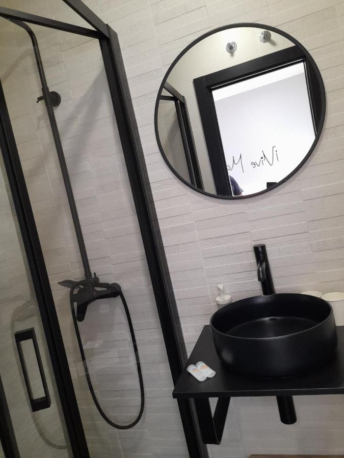 Single Room Private Bathroom
